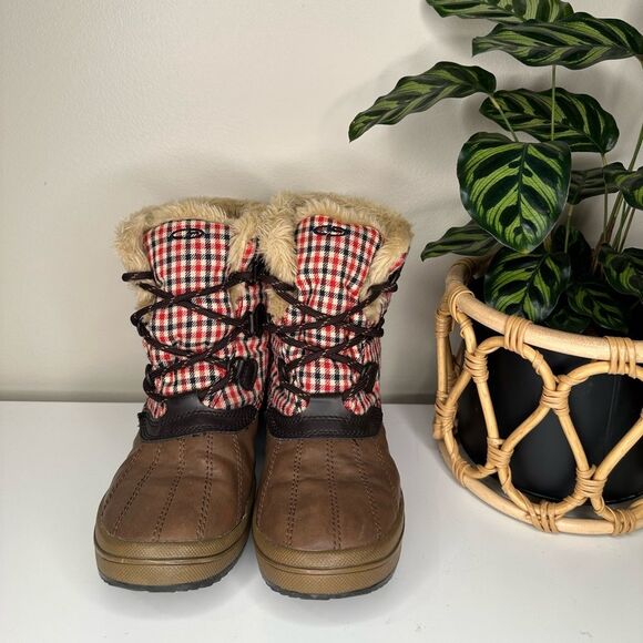 Plaid Faux Fur-Lined Duck Boots Retro Cabin Chic Winter Snow Cozy Cold-Weather 9 - Picture 3 of 14